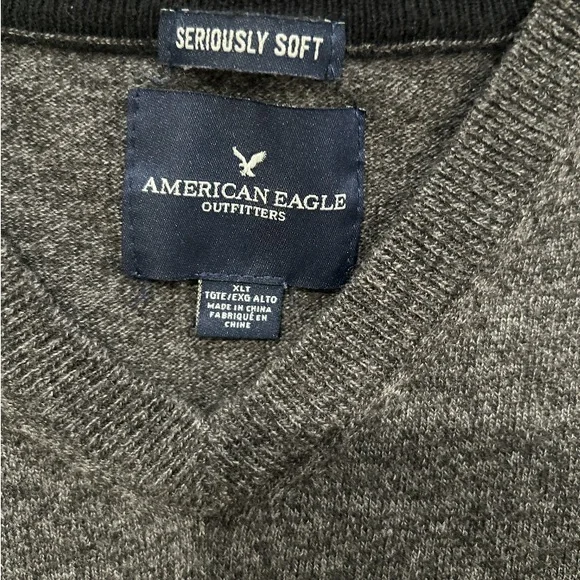 American Eagle Sweater Seriously Soft V-Neck Gray Men's XLT - Picture 3 of 5